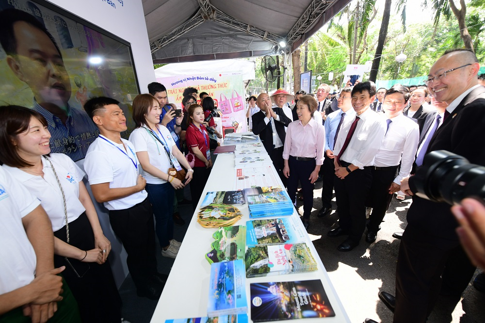 Tăng cường kết nối người dân Việt Nam - Nhật Bản qua lễ hội Việt - Nhật